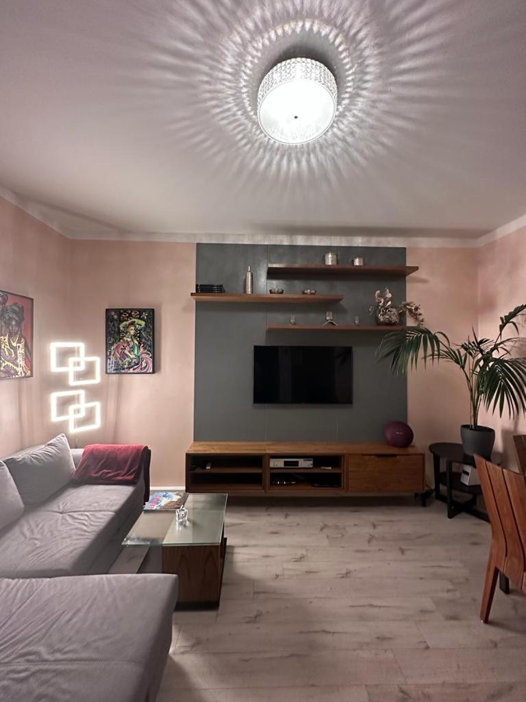 Komfortables Appartement Zentral Gelegen Érfurt Exterior foto